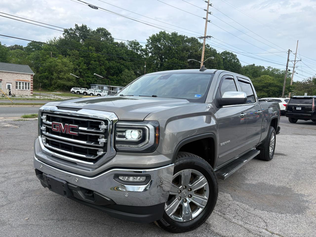 2017 GMC Sierra 4WD Crew Cab Standard Box SLT's photo