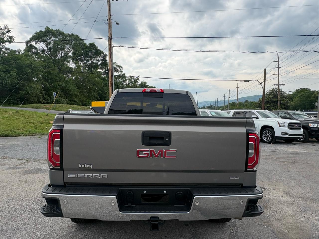 GMC Sierra 1500 SLT Crew Cab Long Box 4WD 2017