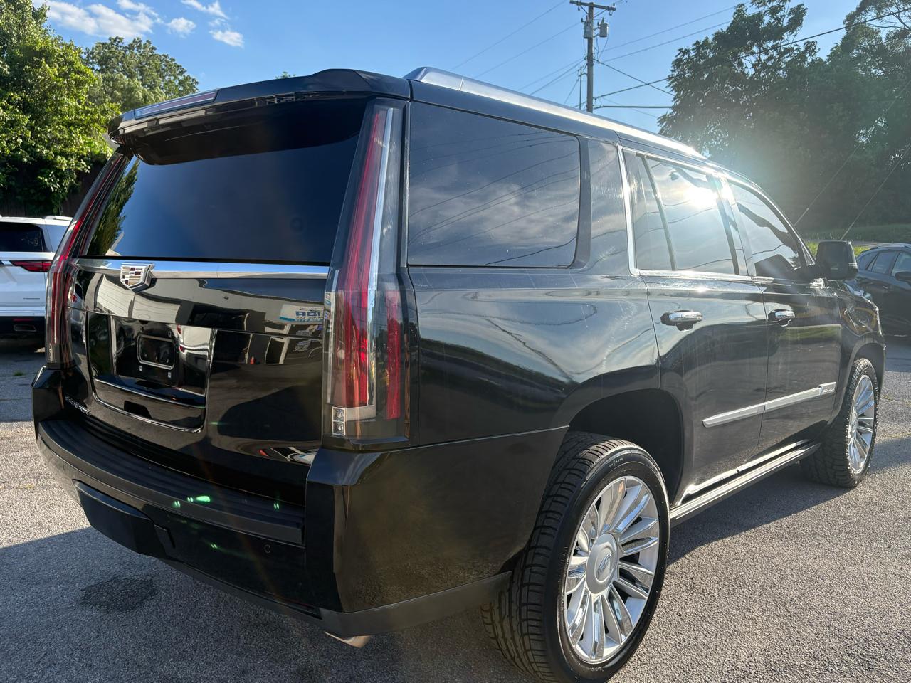 Cadillac Escalade Platinum 4WD 2016