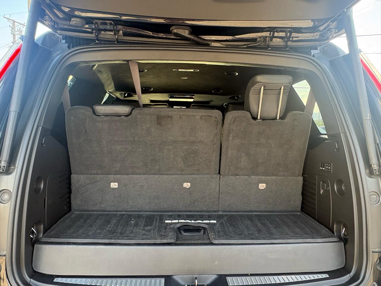 Cadillac Escalade Platinum 4WD 2016