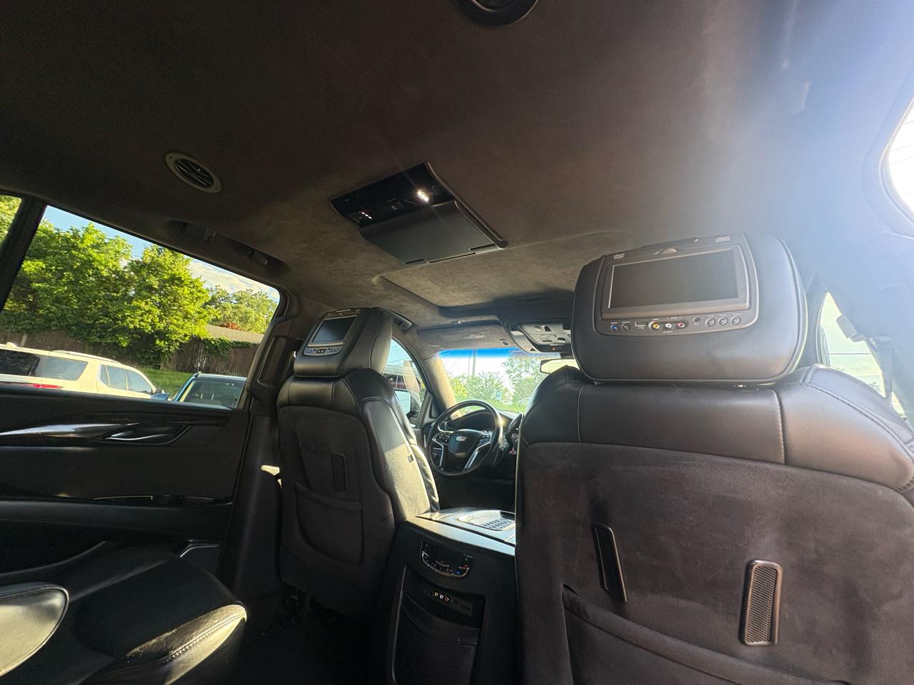 Cadillac Escalade Platinum 4WD 2016