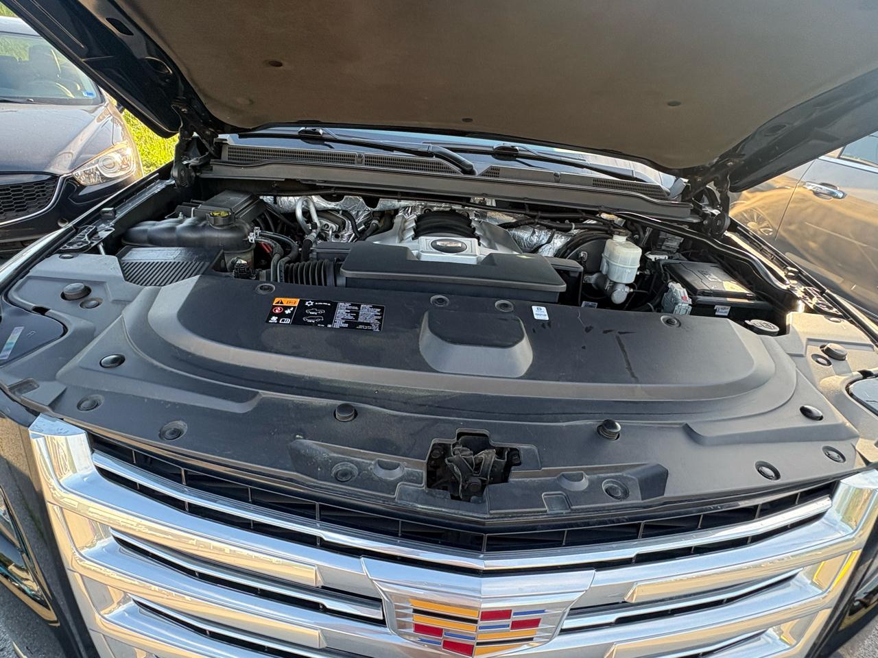 Cadillac Escalade Platinum 4WD 2016