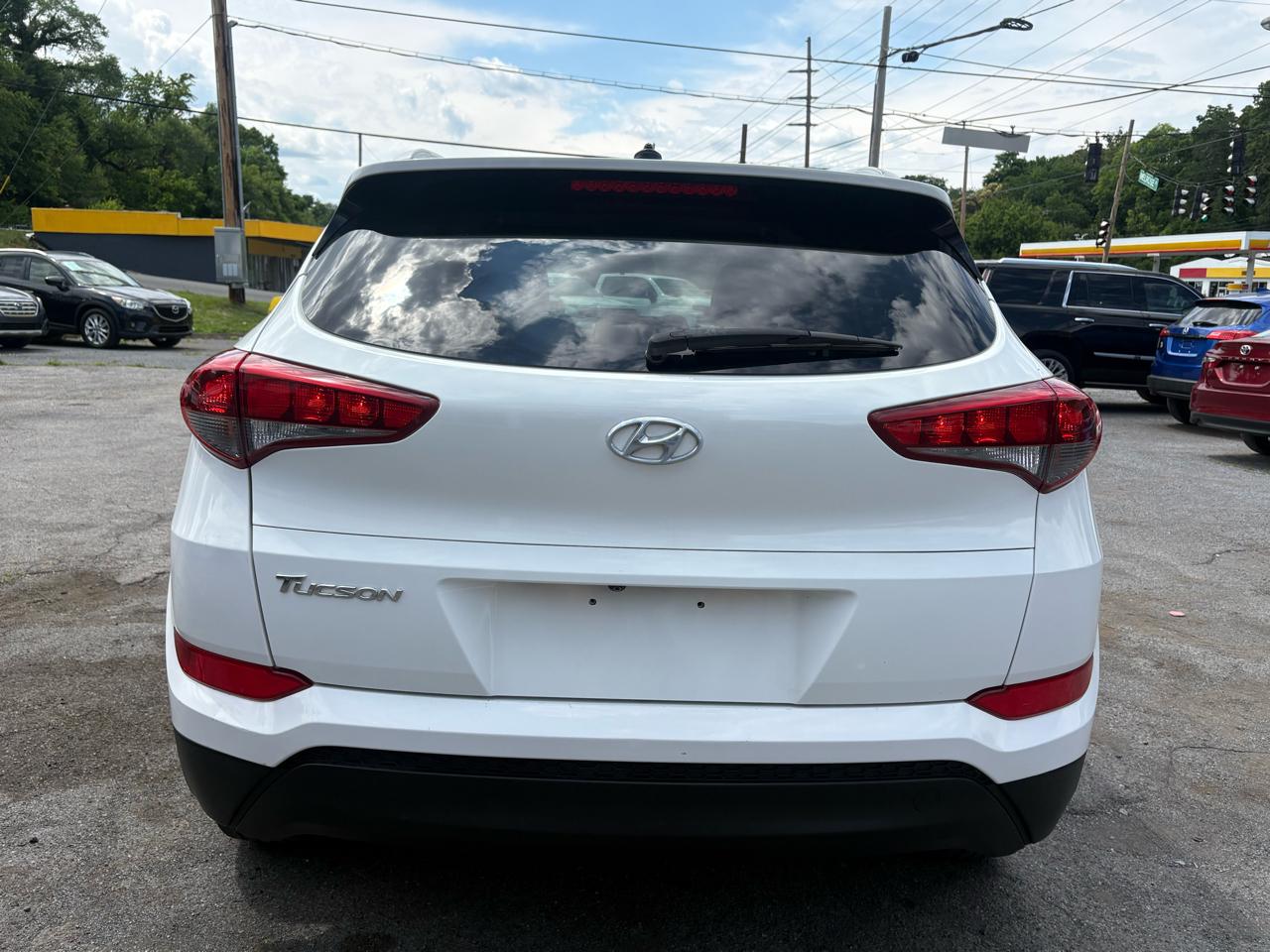 Hyundai Tucson SE 2017