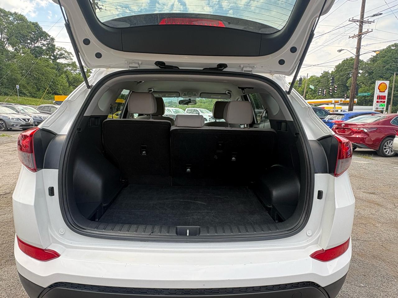 Hyundai Tucson SE 2017