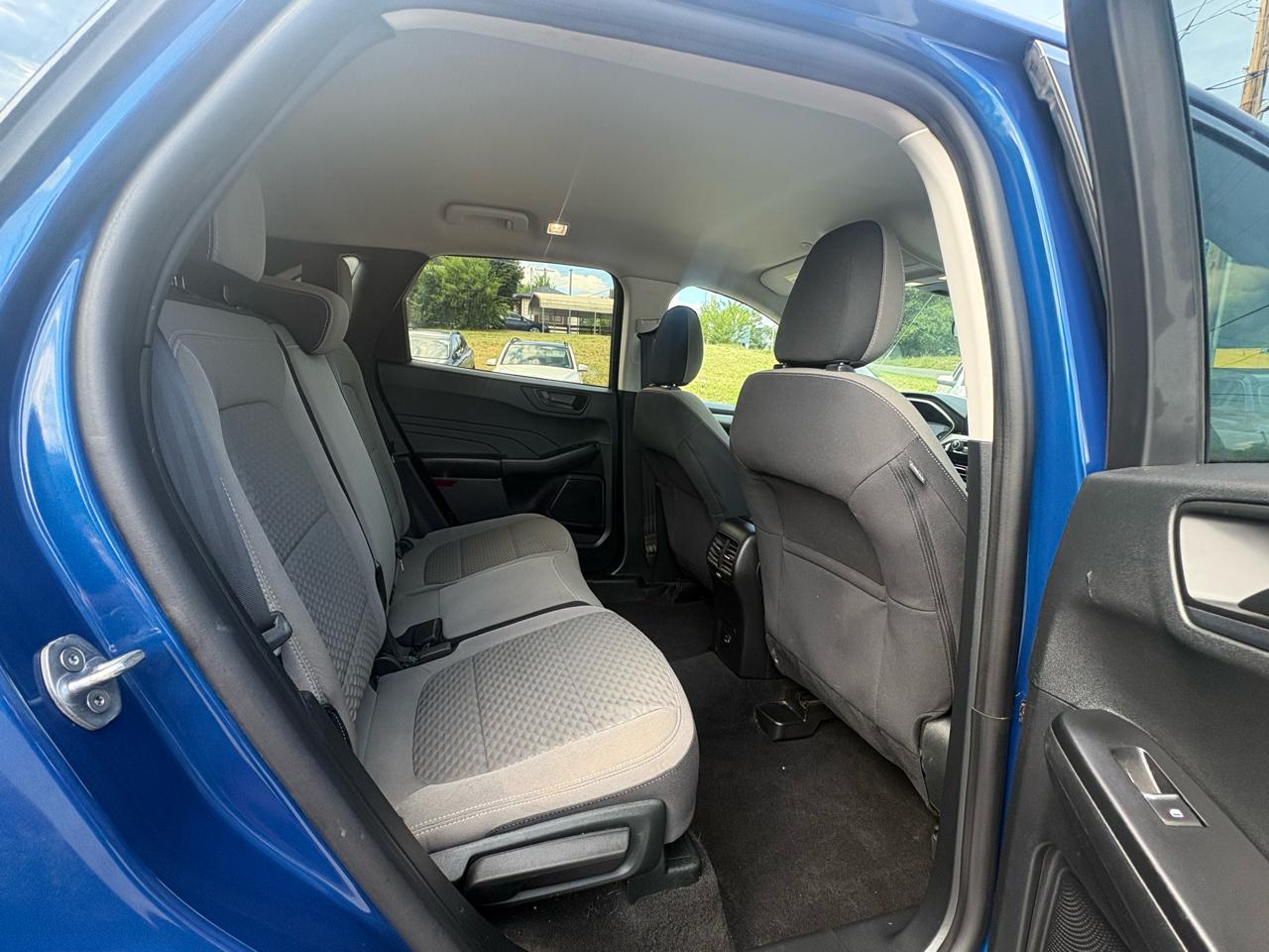 Ford Escape Hybrid SE AWD 2022
