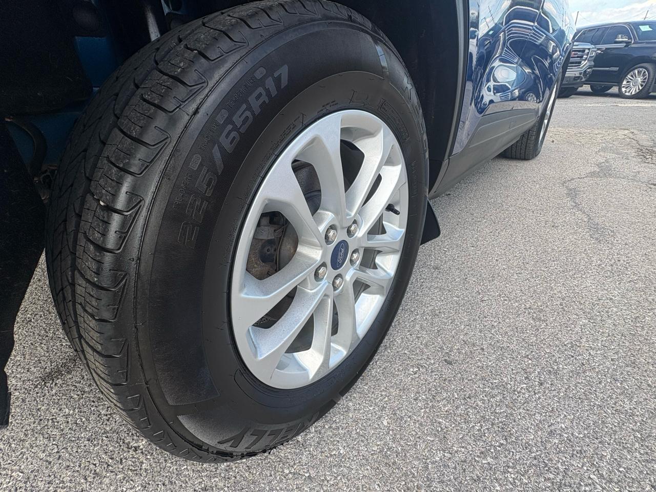 Ford Escape Hybrid SE AWD 2022