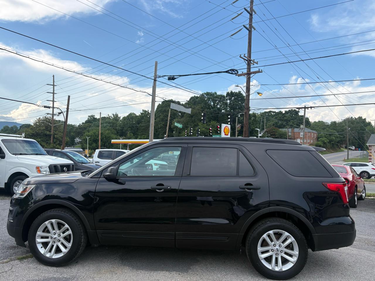 Ford Explorer Base FWD 2017
