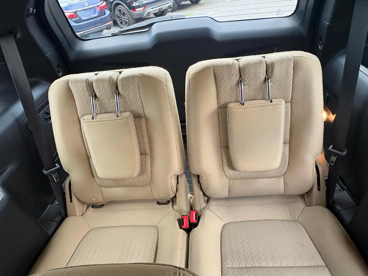 Ford Explorer Base FWD 2017