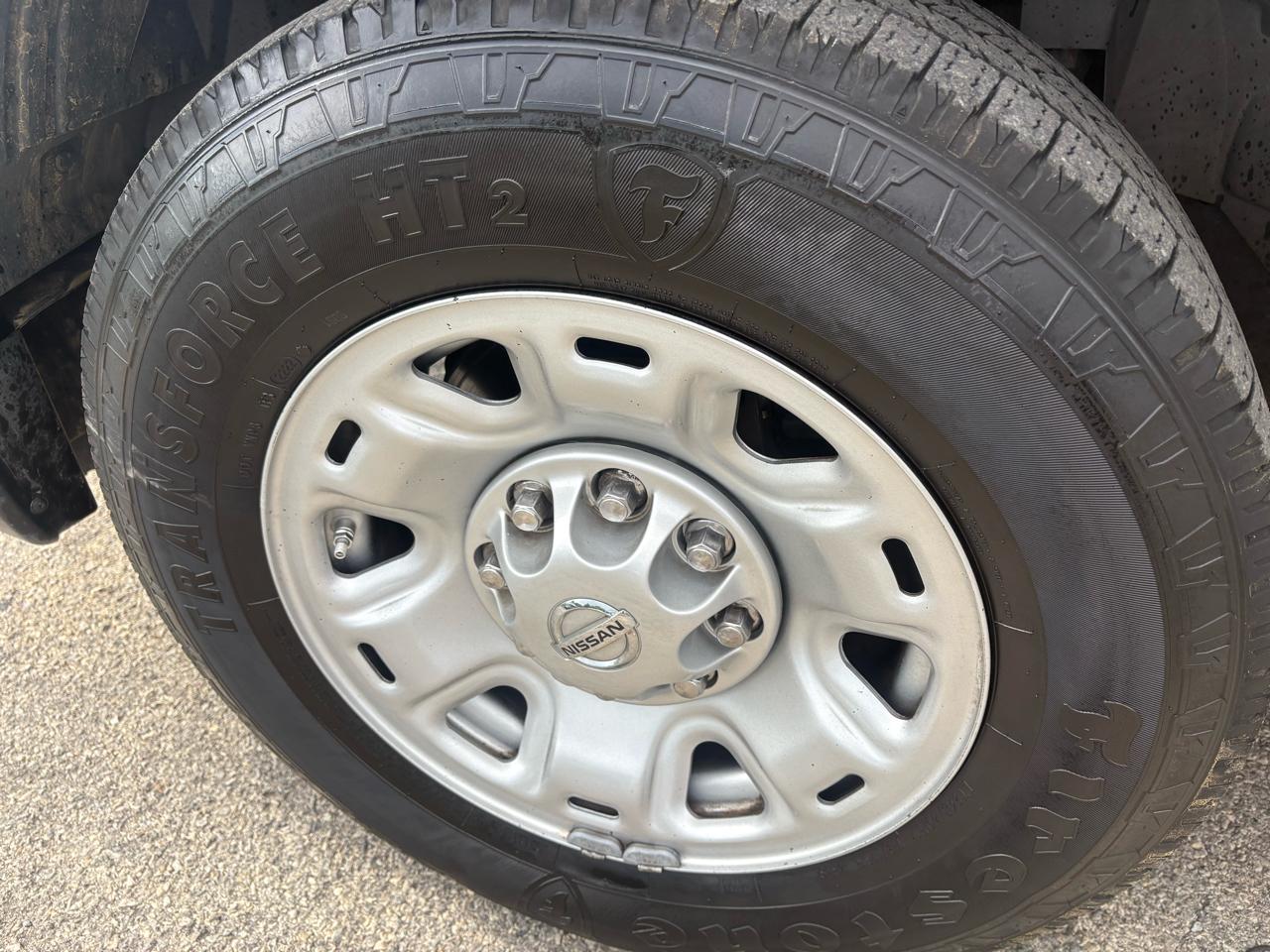 Nissan NV Cargo 2500 HD S V6 2019