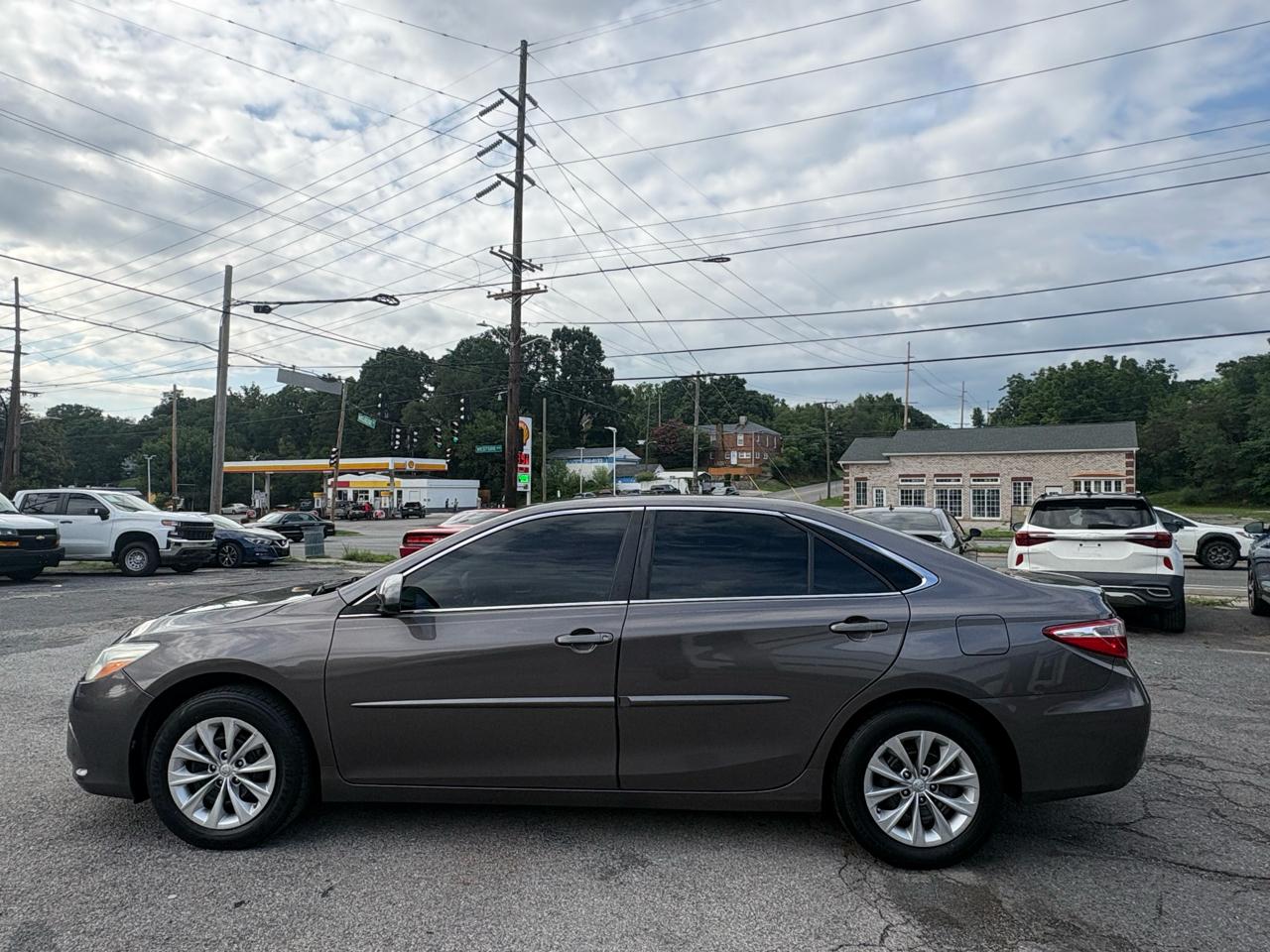 Toyota Camry XLE 2016
