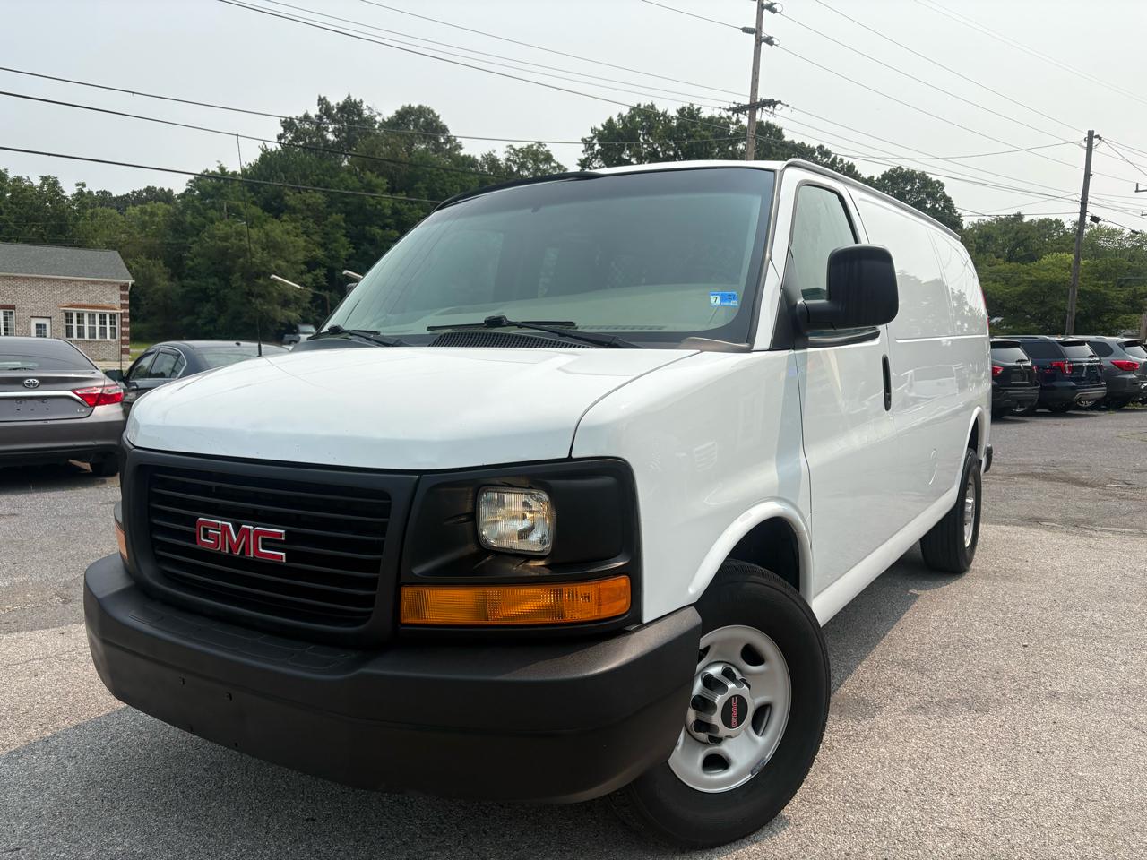 GMC Savana G2500 Cargo 2017