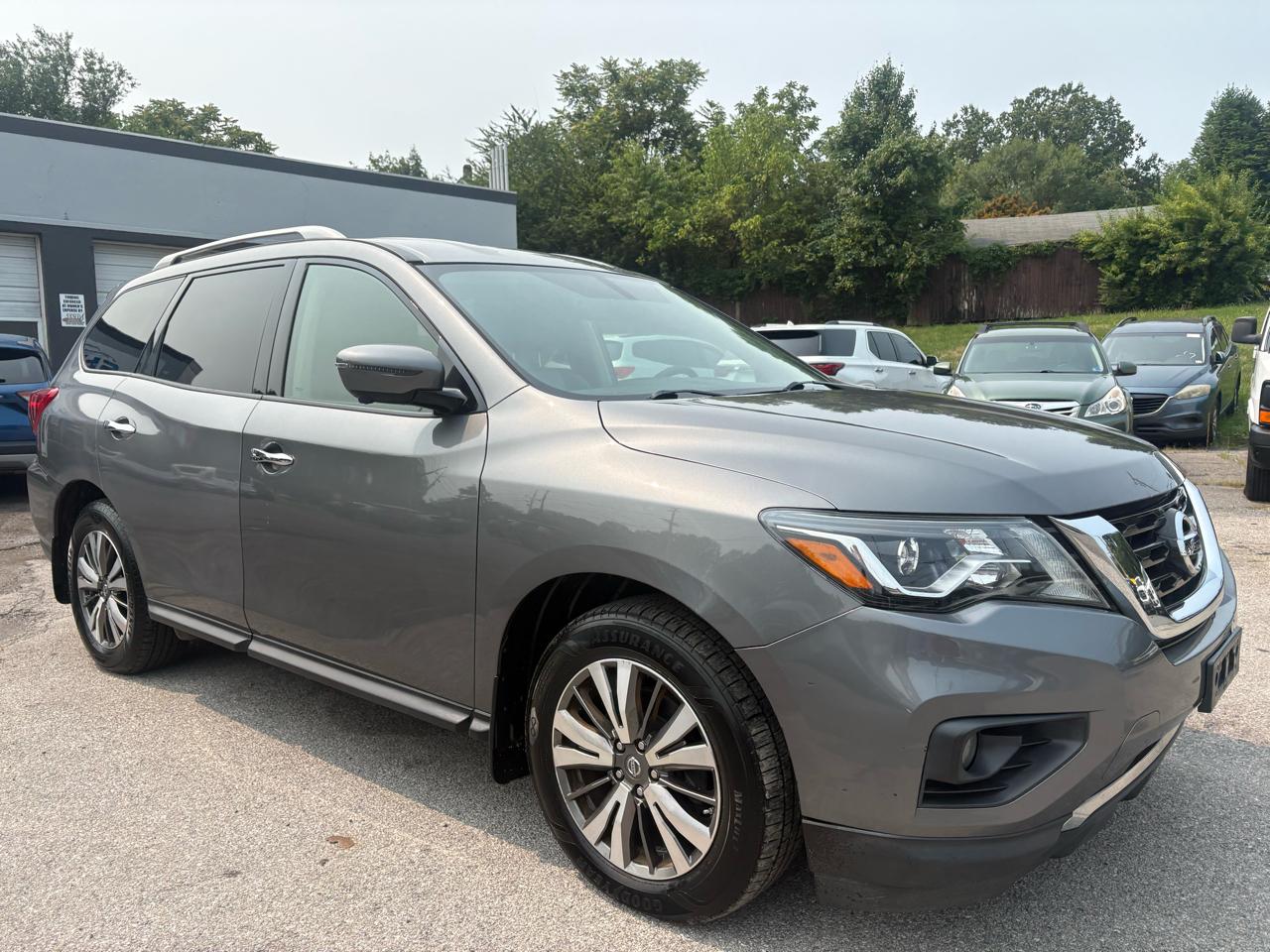 Nissan Pathfinder S 4WD 2019