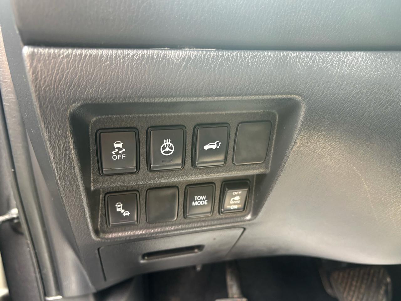 Nissan Pathfinder S 4WD 2019