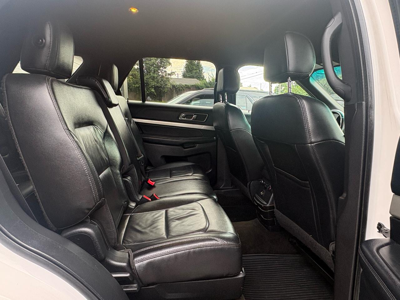 Ford Explorer XLT Sport 4.0L 4WD 2016
