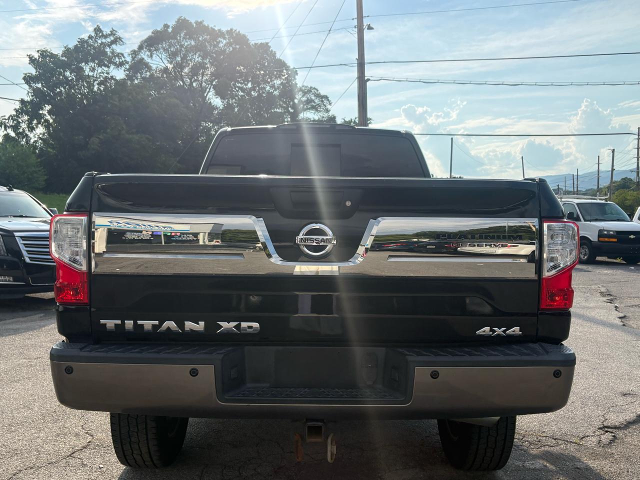 Nissan Titan XD S 4WD Diesel 2016