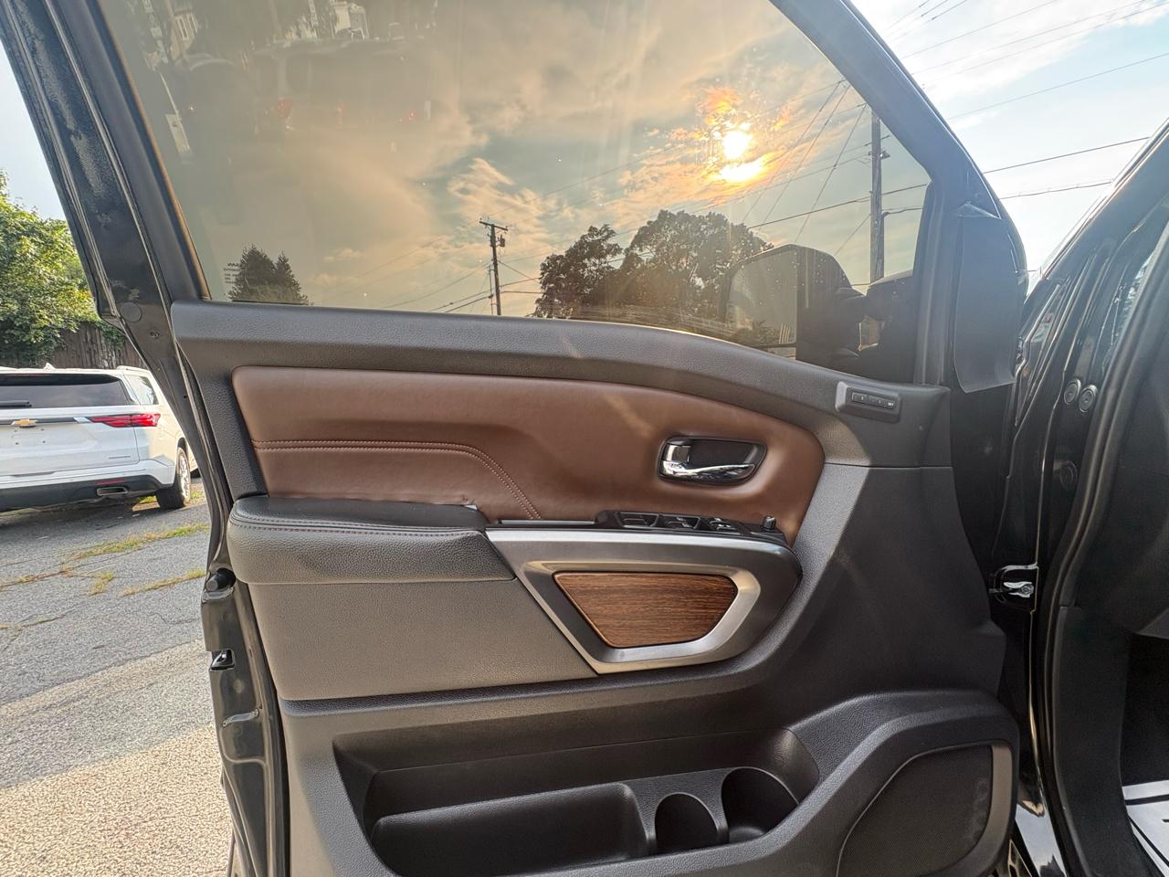 Nissan Titan XD S 4WD Diesel 2016