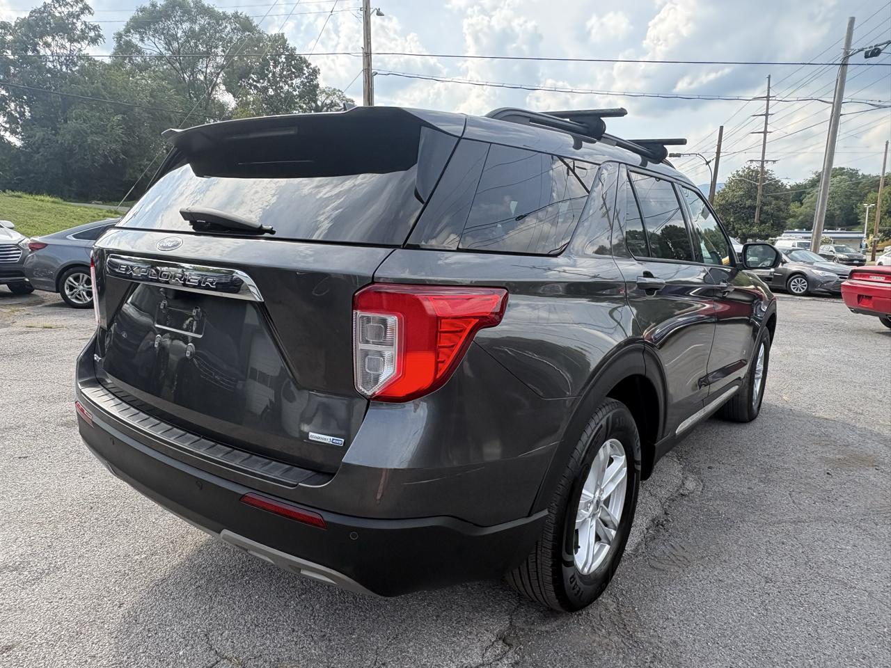 Ford Explorer Sport 4D SUV 4WD 2020