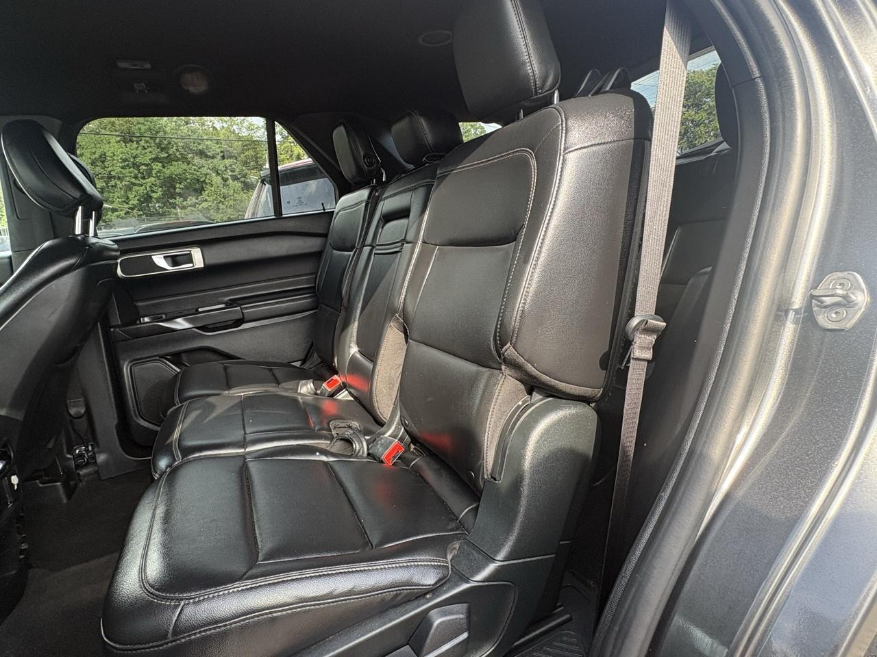 Ford Explorer Sport 4D SUV 4WD 2020