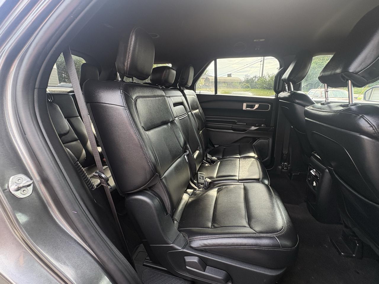 Ford Explorer Sport 4D SUV 4WD 2020