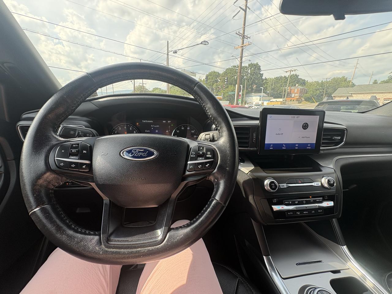 Ford Explorer Sport 4D SUV 4WD 2020