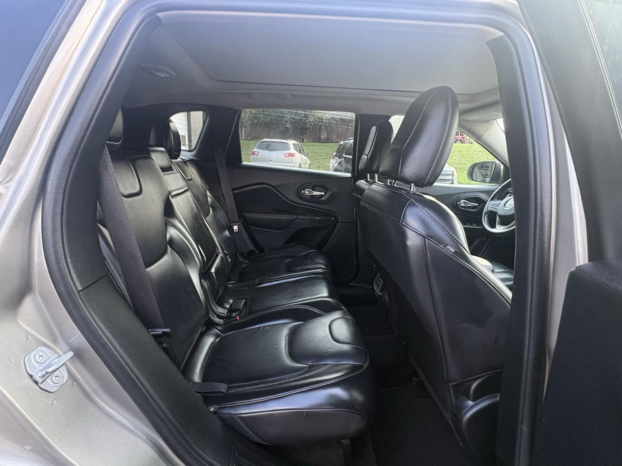 Jeep Cherokee Limited 4WD 2017