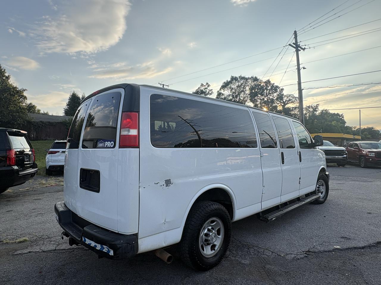 Chevrolet Express LS 3500 Extended 2016