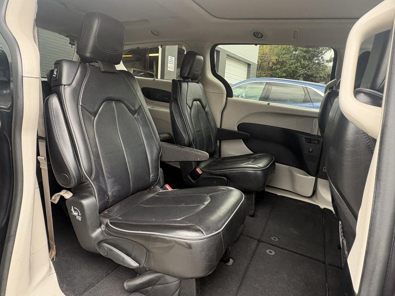 Chrysler Pacifica Limited 2020