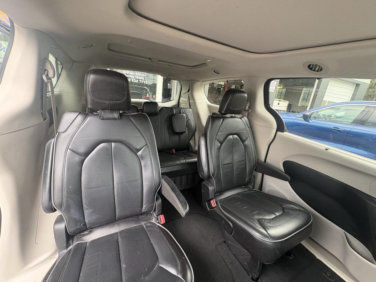 Chrysler Pacifica Limited 2020