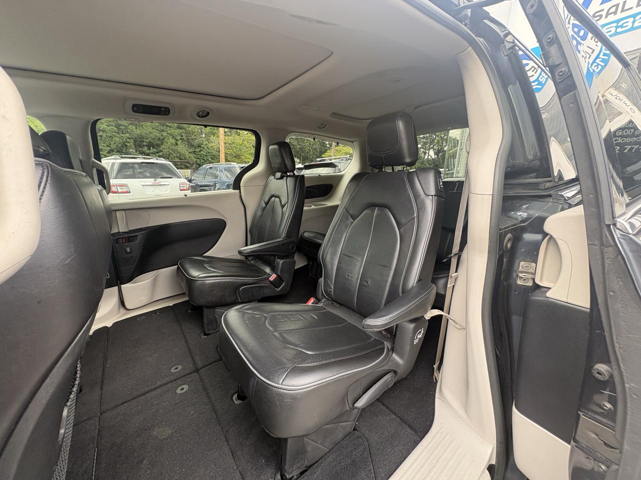 Chrysler Pacifica Limited 2020