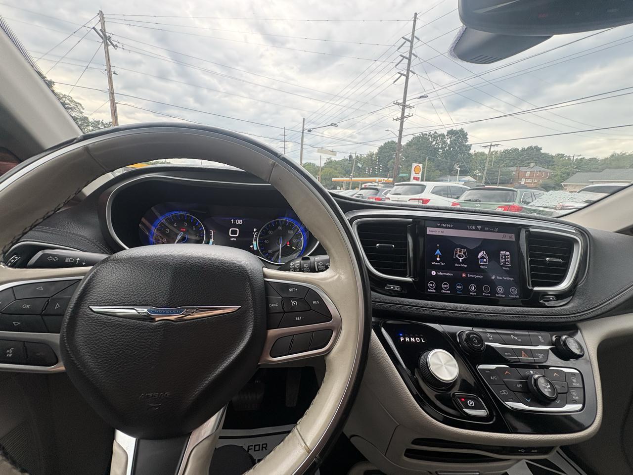 Chrysler Pacifica Limited 2020