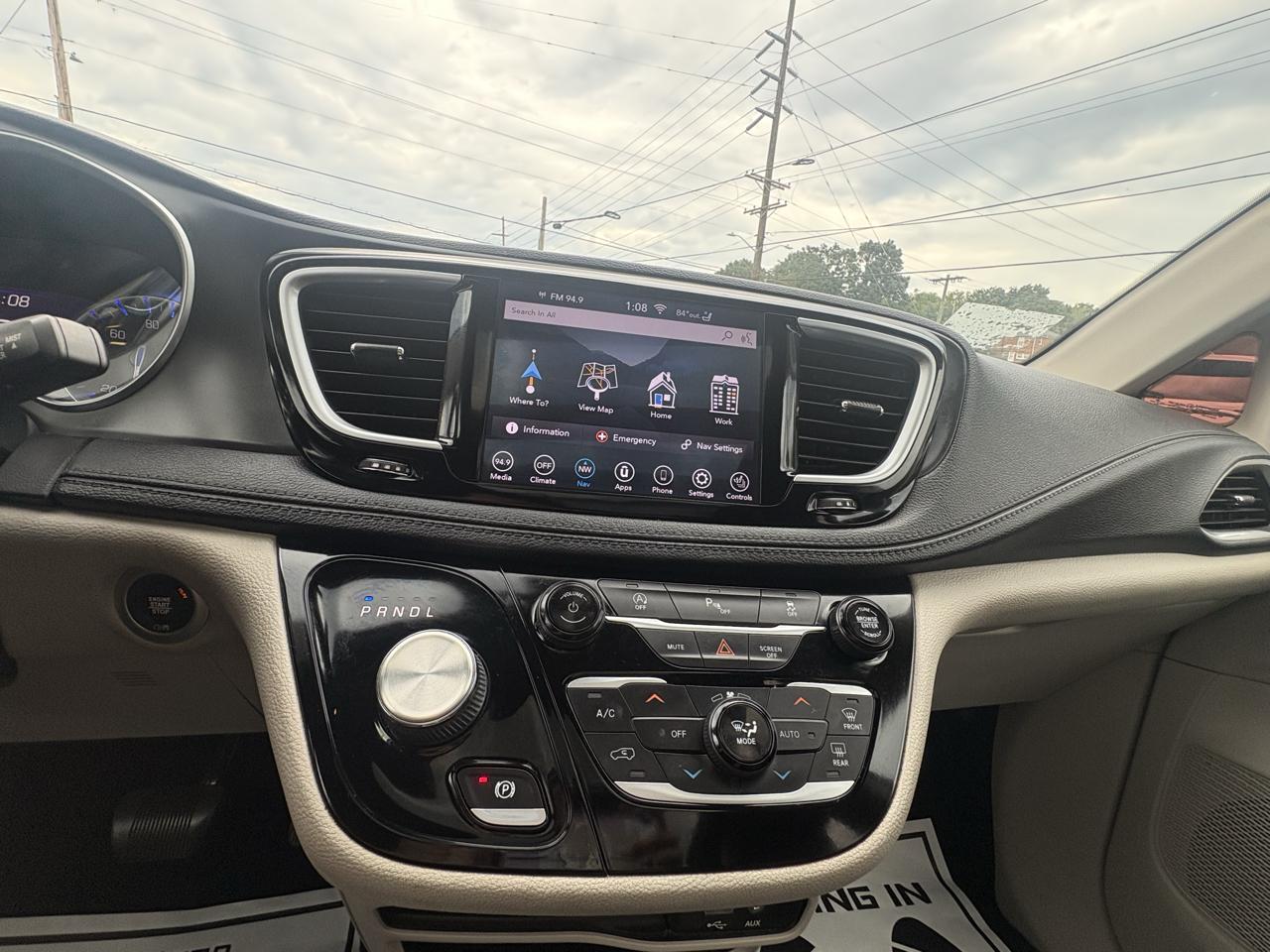 Chrysler Pacifica Limited 2020