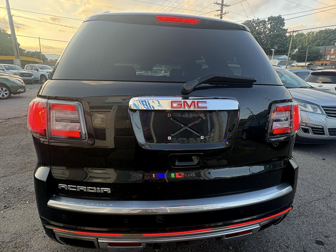 GMC Acadia Denali FWD 2015