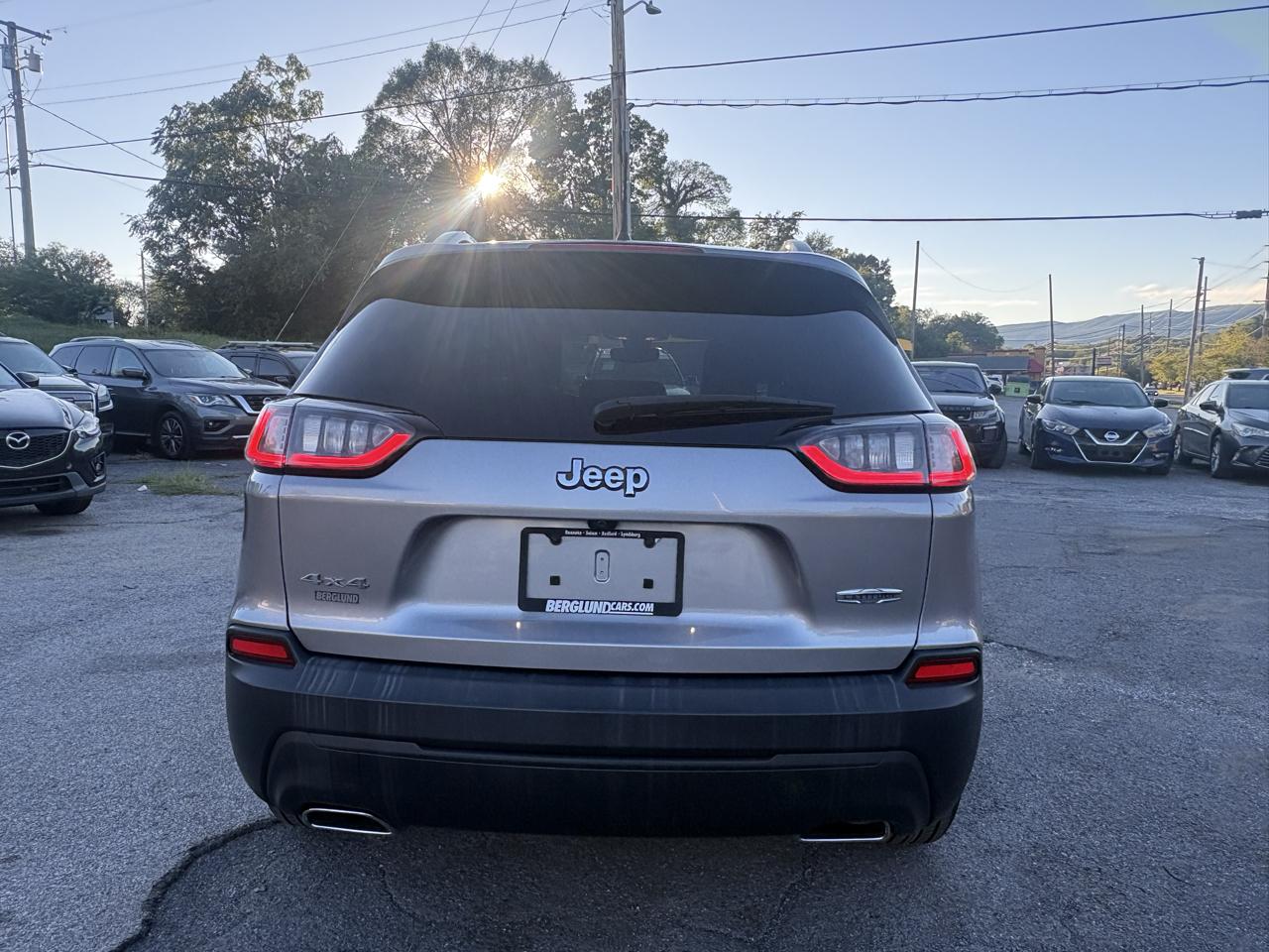 Jeep Cherokee Latitude Plus 4WD 2019