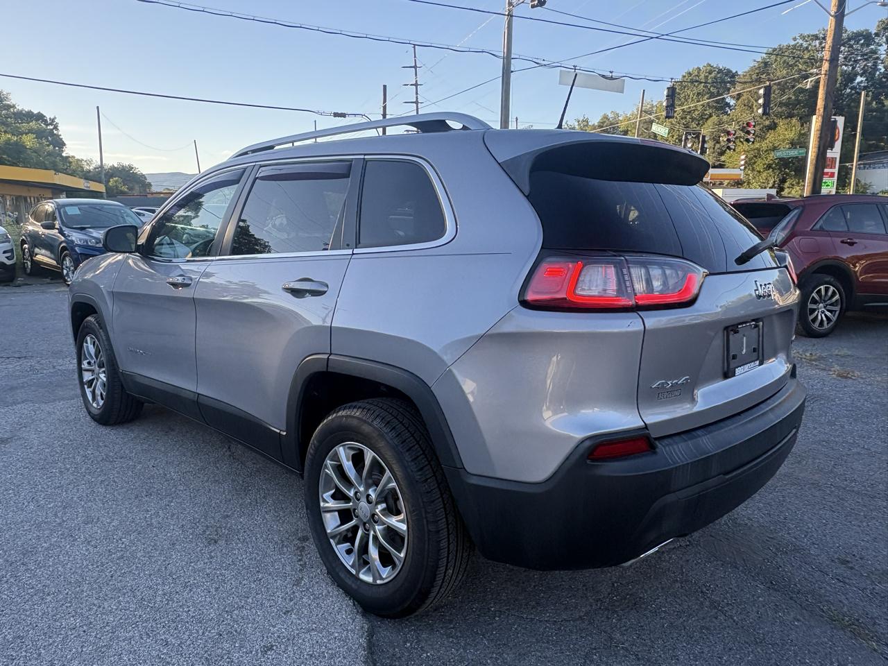 Jeep Cherokee Latitude Plus 4WD 2019