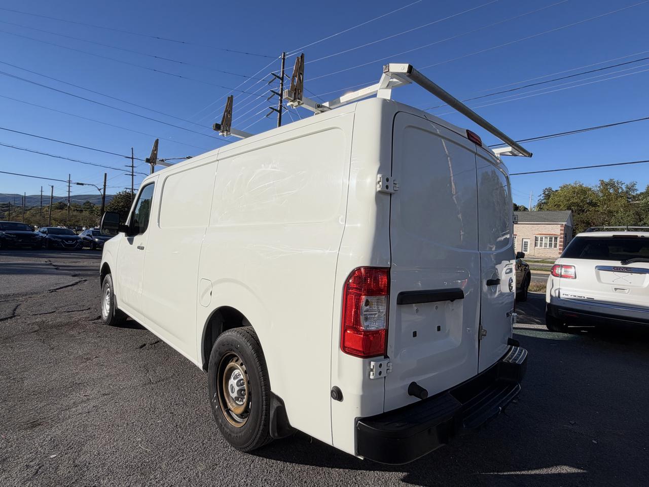 Nissan NV Cargo 1500 SV 2018