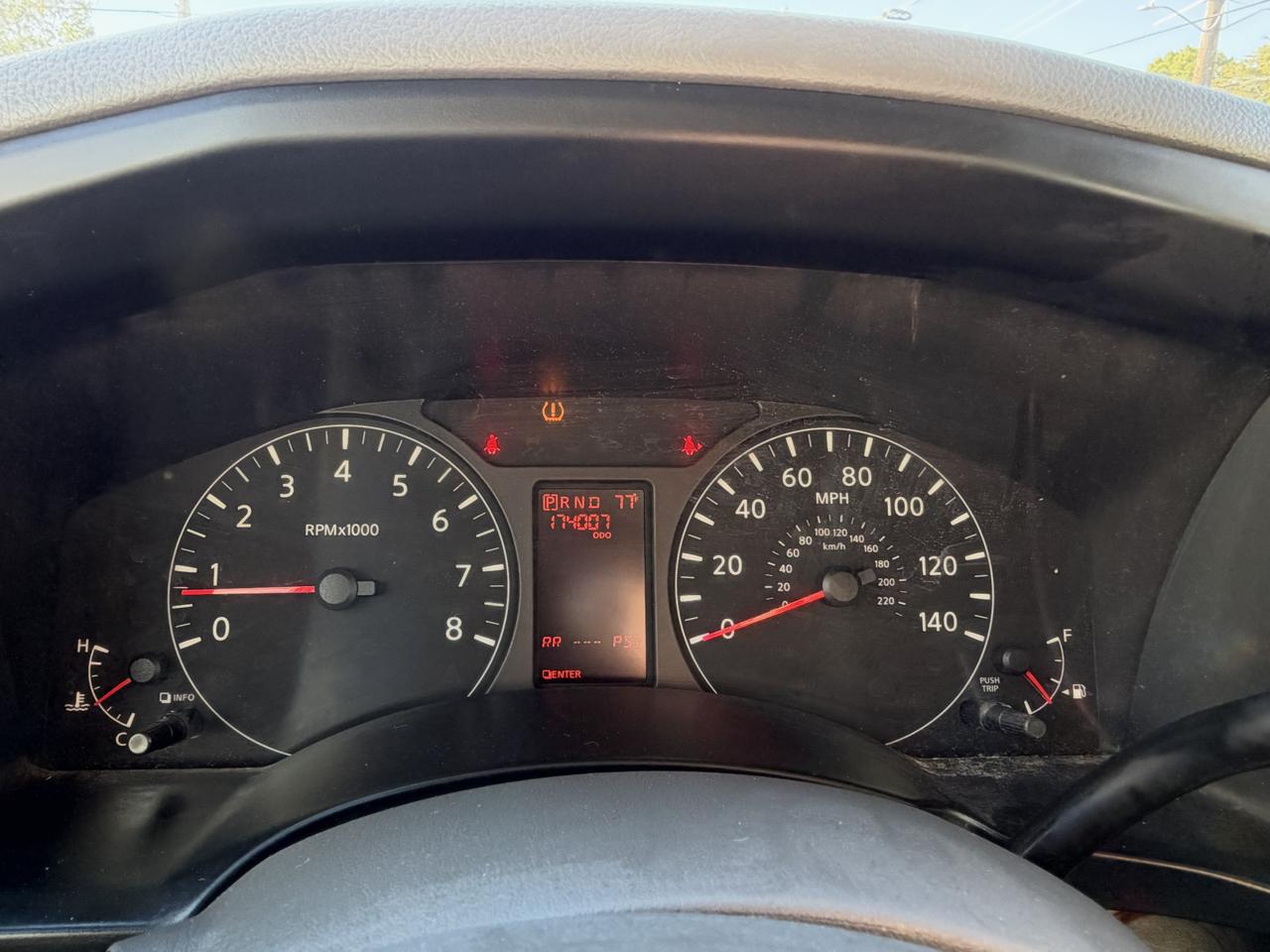Nissan NV Cargo 1500 SV 2018