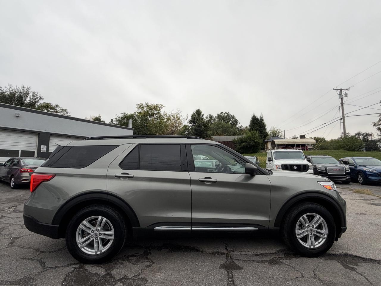 Ford Explorer XLT AWD 2020