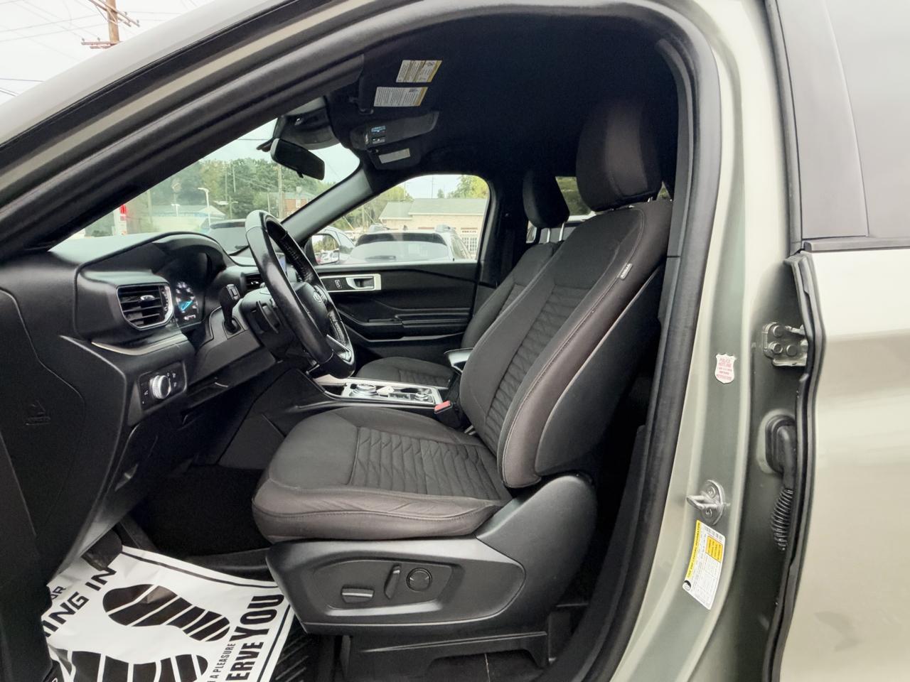Ford Explorer XLT AWD 2020
