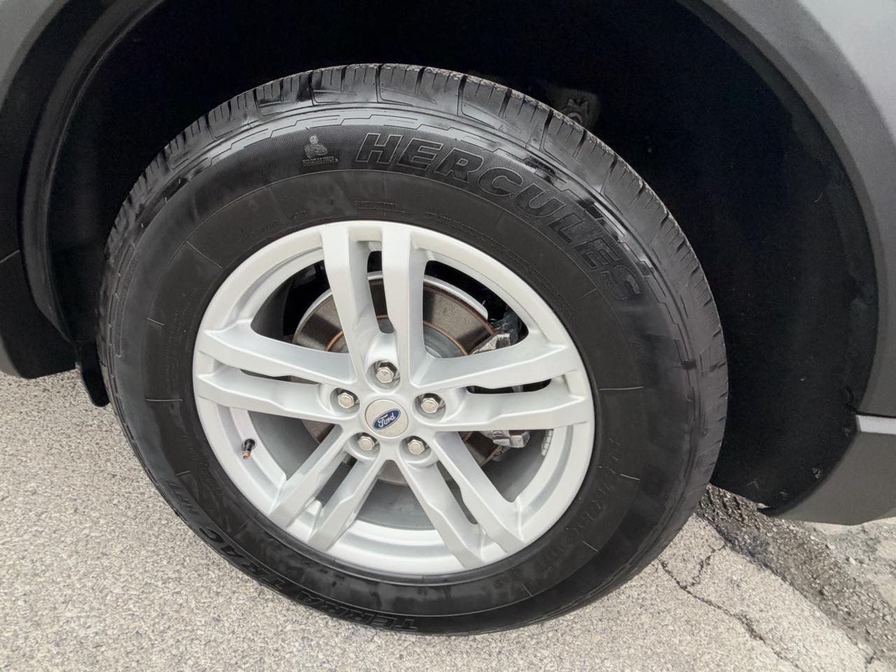 Ford Explorer XLT AWD 2020