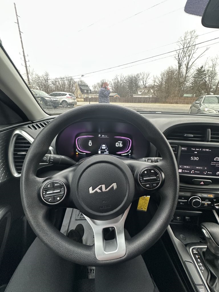Kia Soul LX CVT 2024