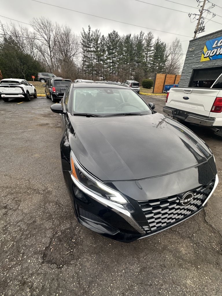 Nissan Altima 2.5 SV 2024