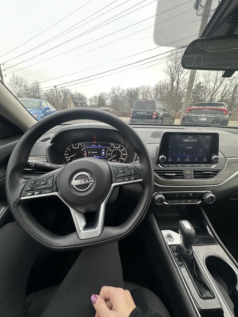 Nissan Altima 2.5 SV 2024