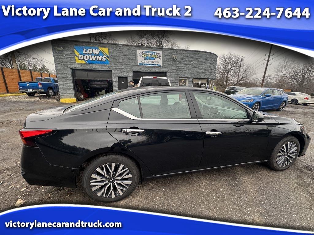 Nissan Altima 2.5 SV 2024