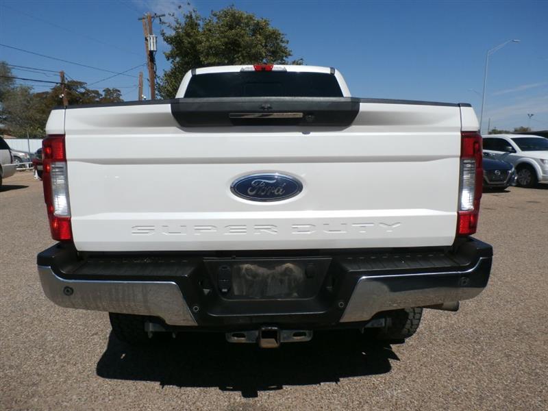 Ford F-250 SD King Ranch Crew Cab 4WD 2017 Ford F-250 SD King Ranch Crew Cab 4WD 2017