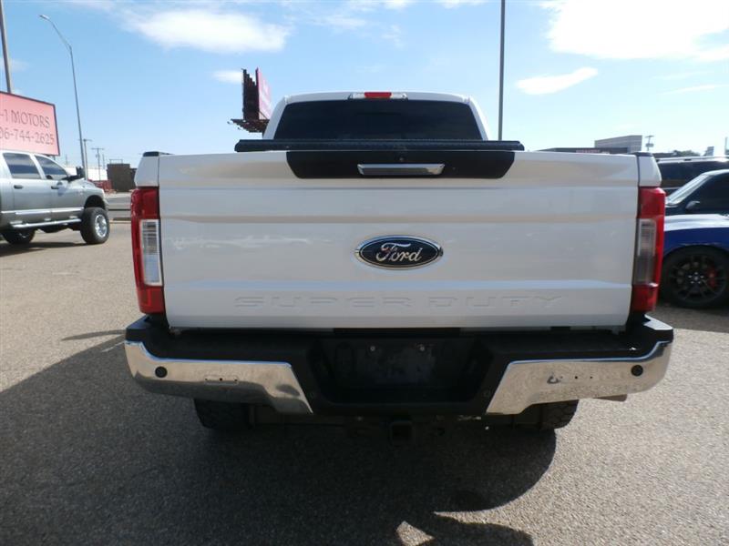 Ford F-250 SD King Ranch Crew Cab 4WD 2017 Ford F-250 SD King Ranch Crew Cab 4WD 2017