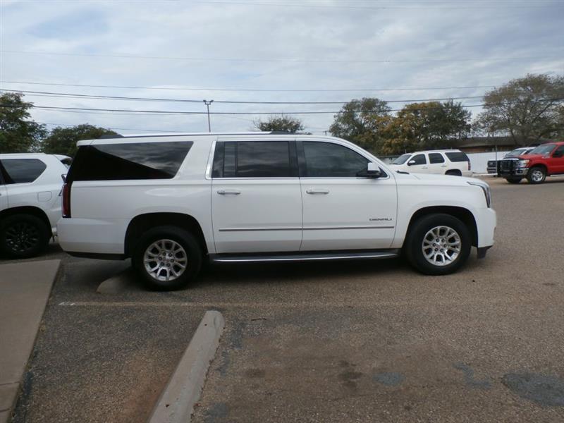 GMC Yukon Denali XL 4WD 2015 GMC Yukon Denali XL 4WD 2015