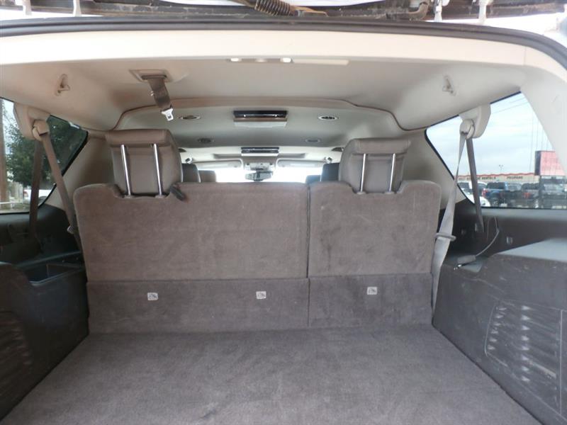 GMC Yukon Denali XL 4WD 2015 GMC Yukon Denali XL 4WD 2015
