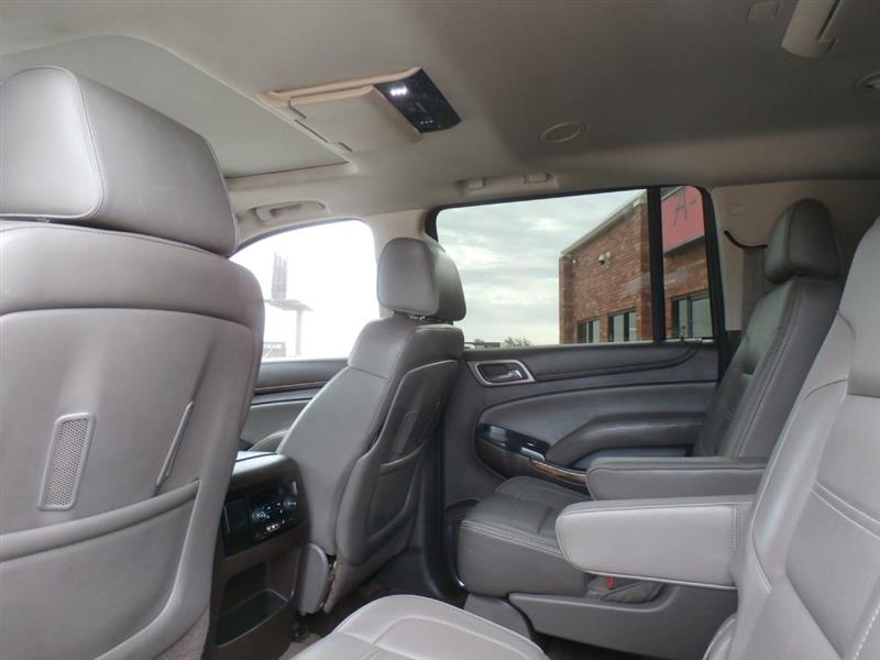 GMC Yukon Denali XL 4WD 2015 GMC Yukon Denali XL 4WD 2015