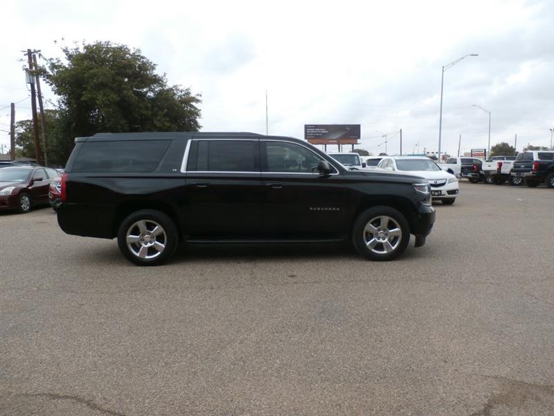 Chevrolet Suburban LT 2WD 2017 Chevrolet Suburban LT 2WD 2017