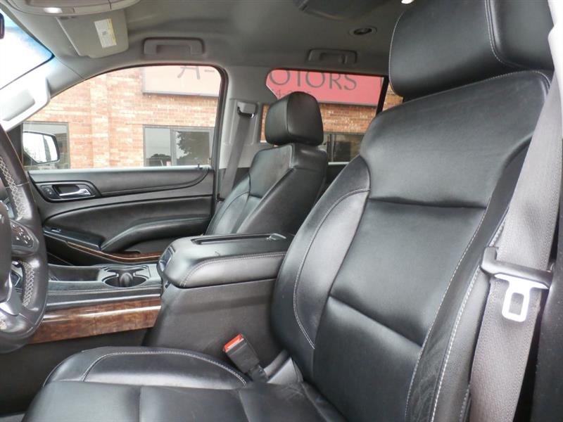 Chevrolet Suburban LT 2WD 2017 Chevrolet Suburban LT 2WD 2017